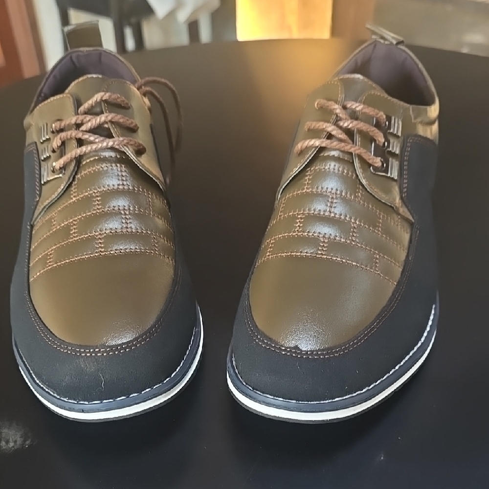 Stylish Men's Brown and Black Shoes
